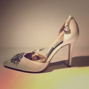 Badgley Mischka white satin pumps